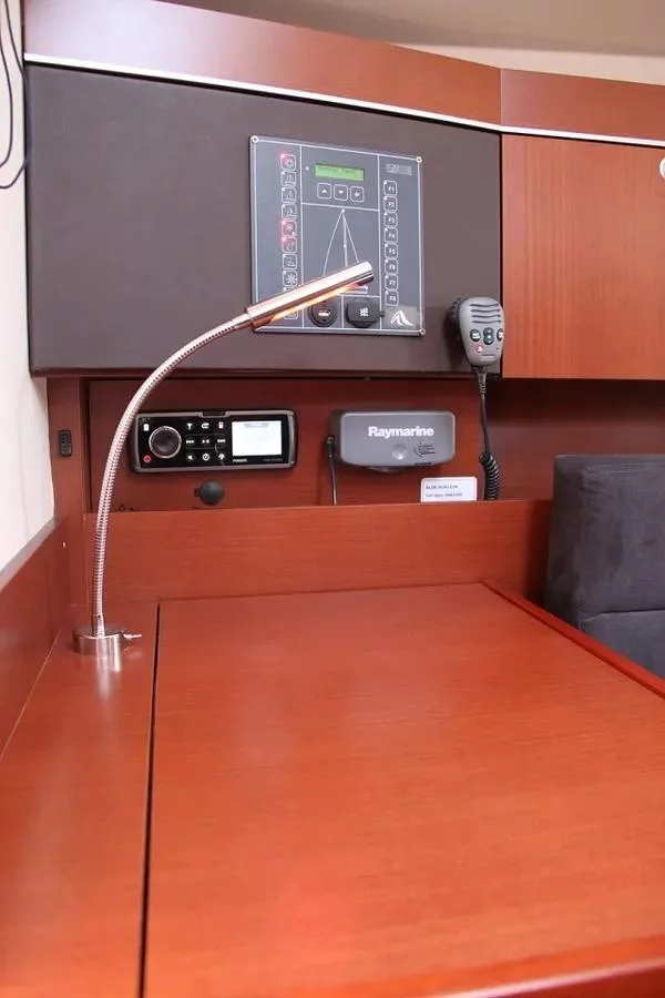 Hanse 345 (Blue Horizon)  - 8