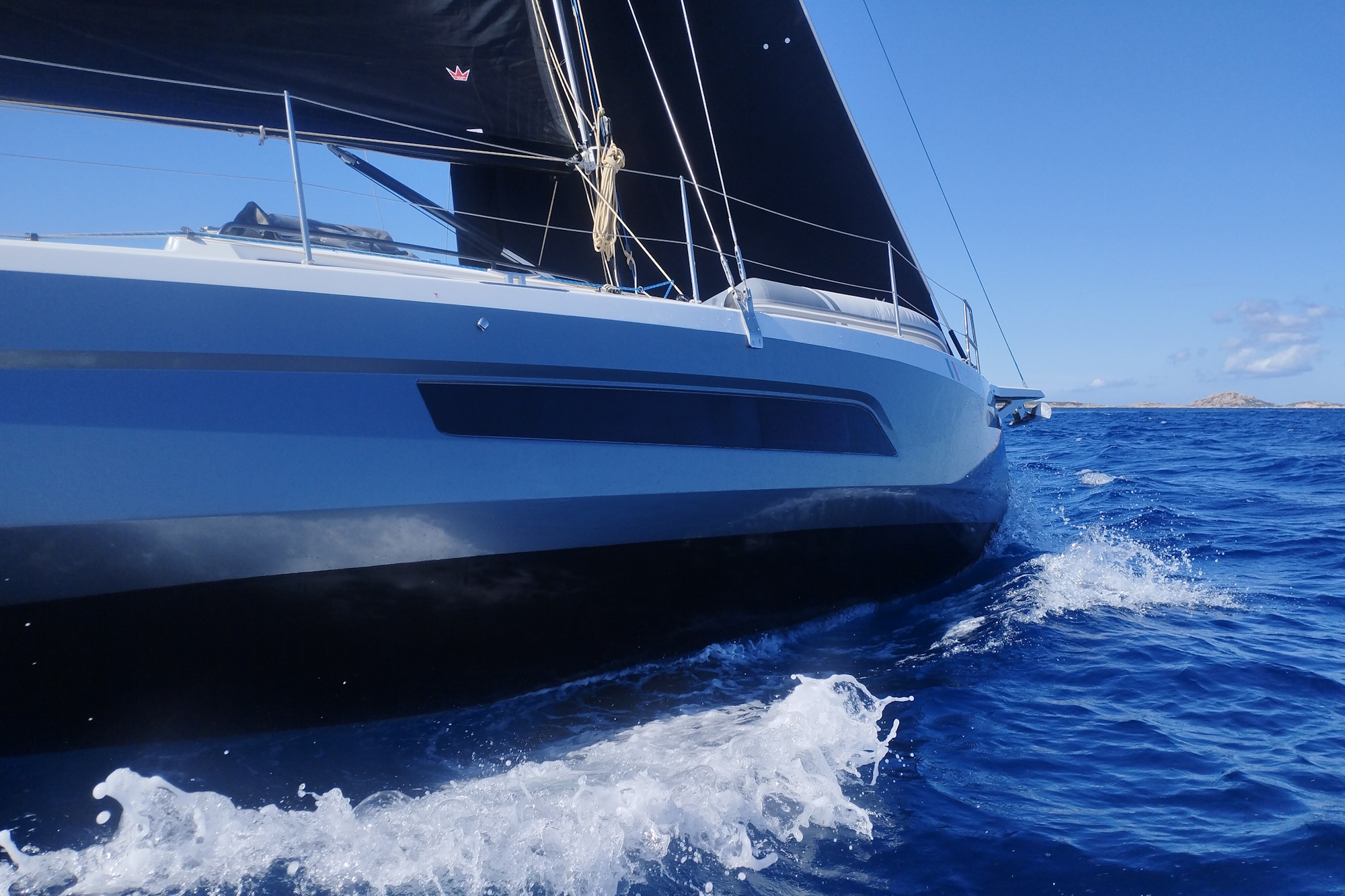 Photo #6 - Dufour 37 - 3 cab. (Viridis) in Portisco - 39743
