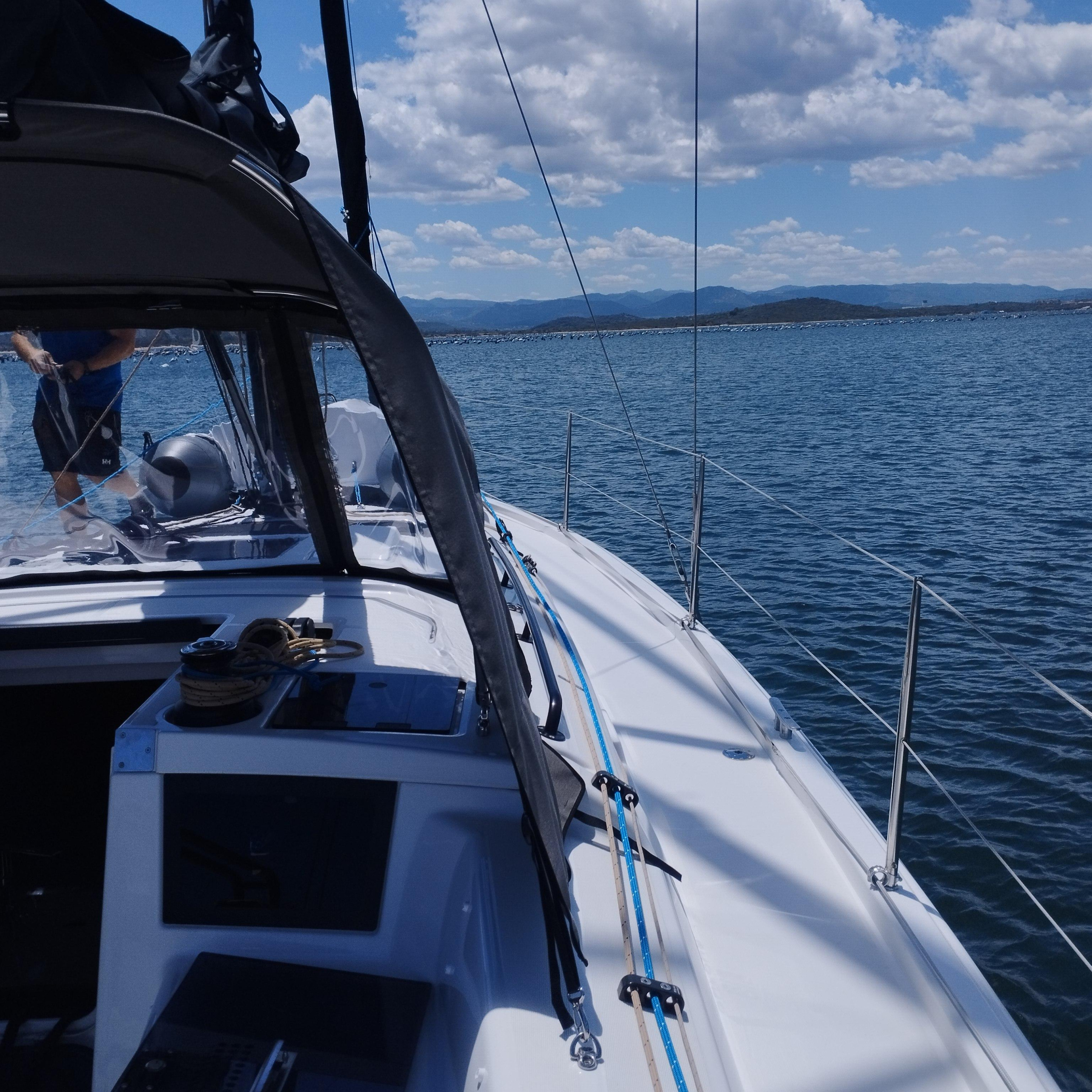 Photo #9 - Dufour 37 - 3 cab. (Viridis) in Portisco - 39743