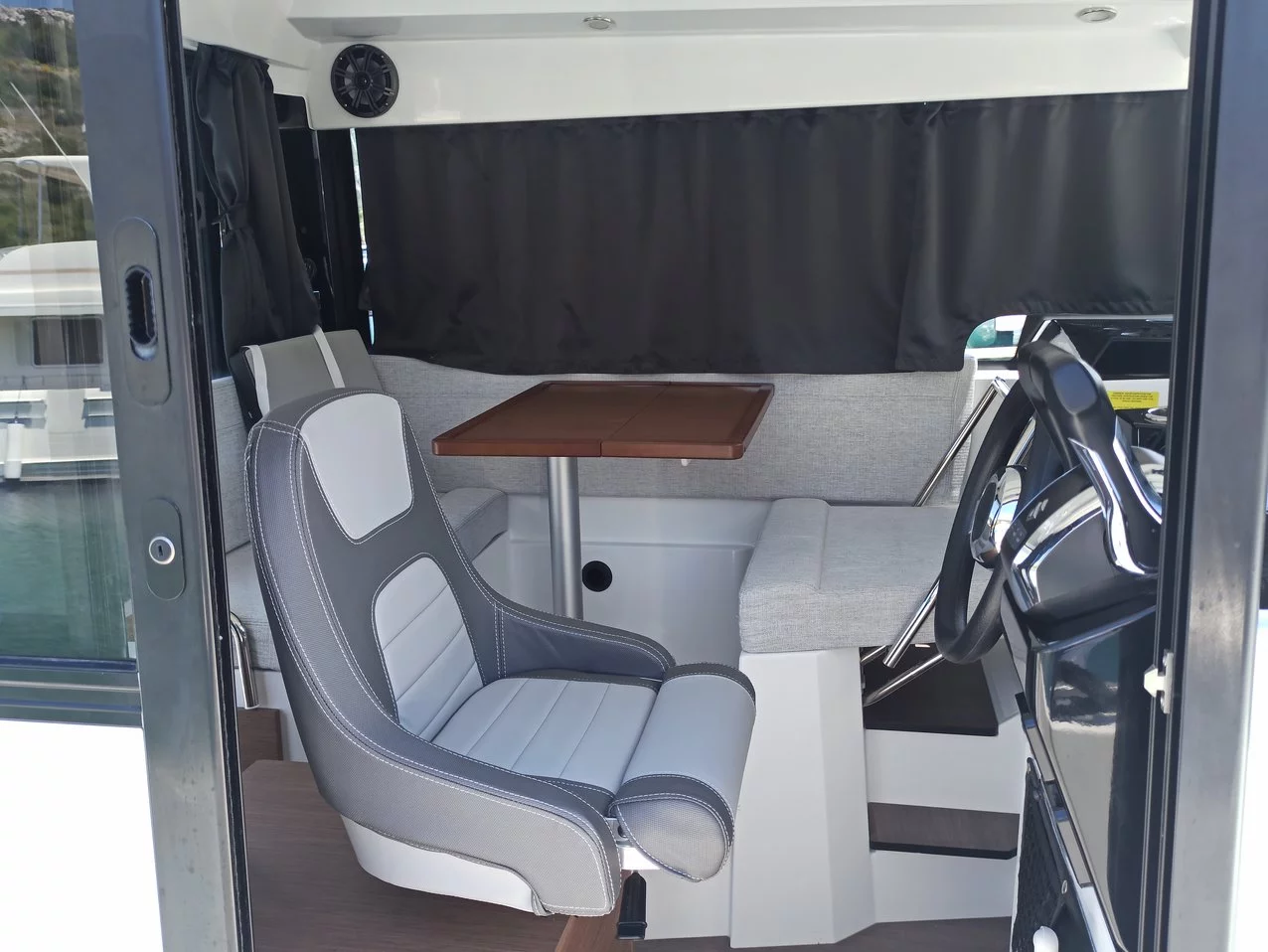 Merry Fisher 895 Sport Offshore (Surprise)  - 8