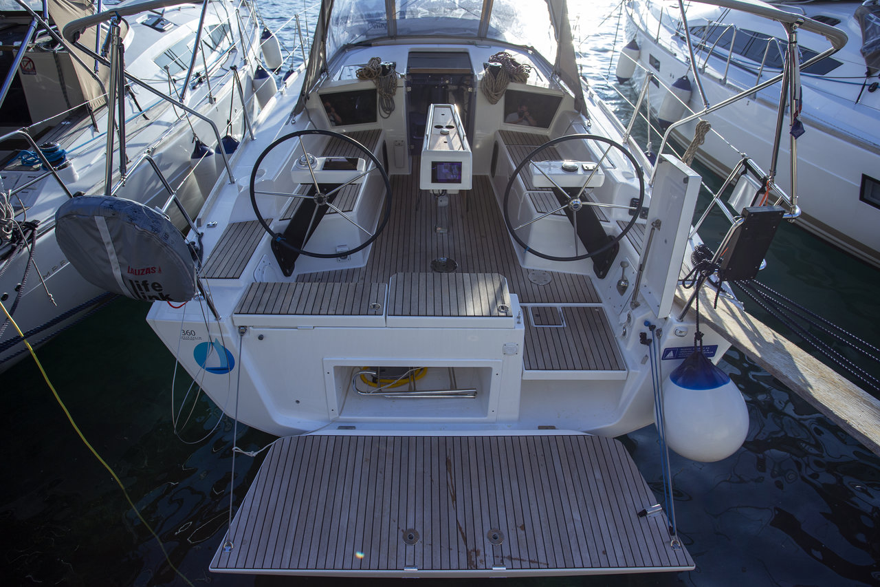 Photo #3 - Dufour 360 GL - 3 cab. (Vanila) in Lussinpiccolo - 39787