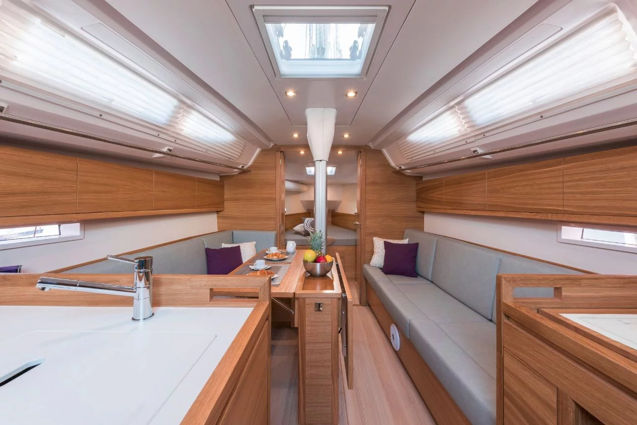 Salona 380 (Navis Celere)  - 5