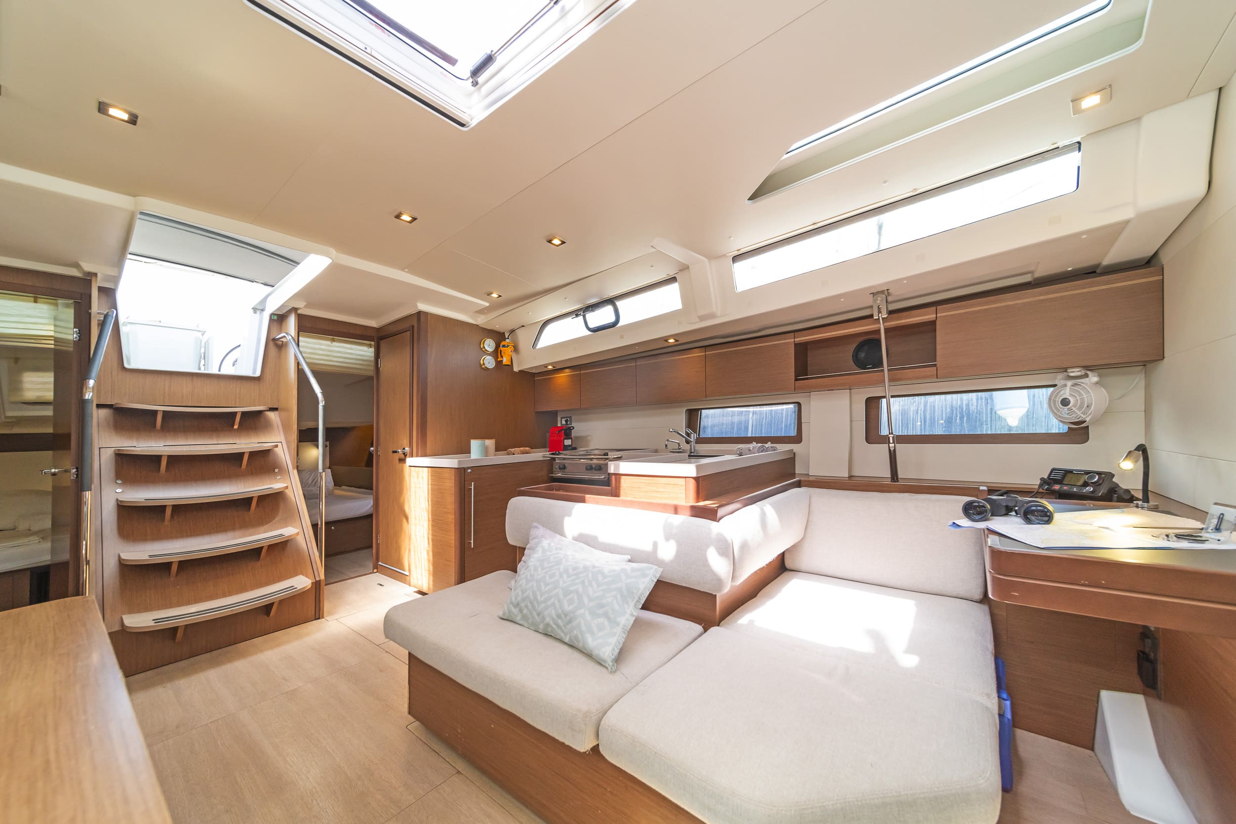 Oceanis 51.1 - 5 + 1 cab. — photo 12