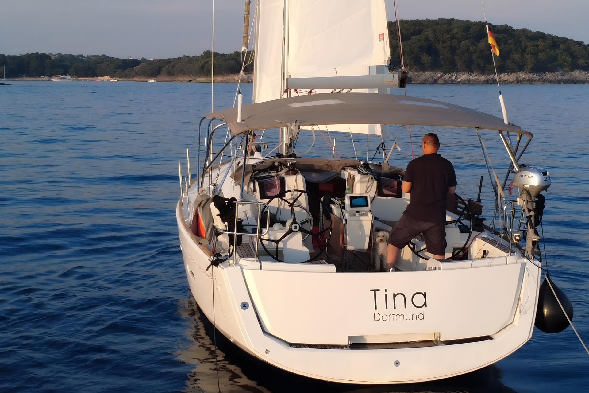 Sun Odyssey 389 — photo 10