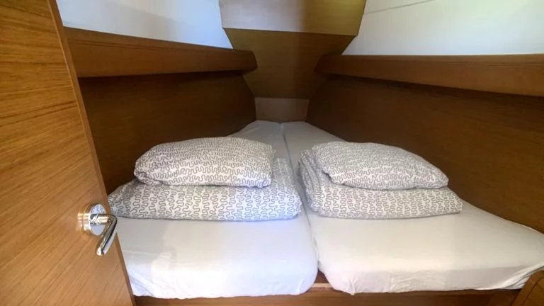 Sun Odyssey 389 (Amadeus)  - 14