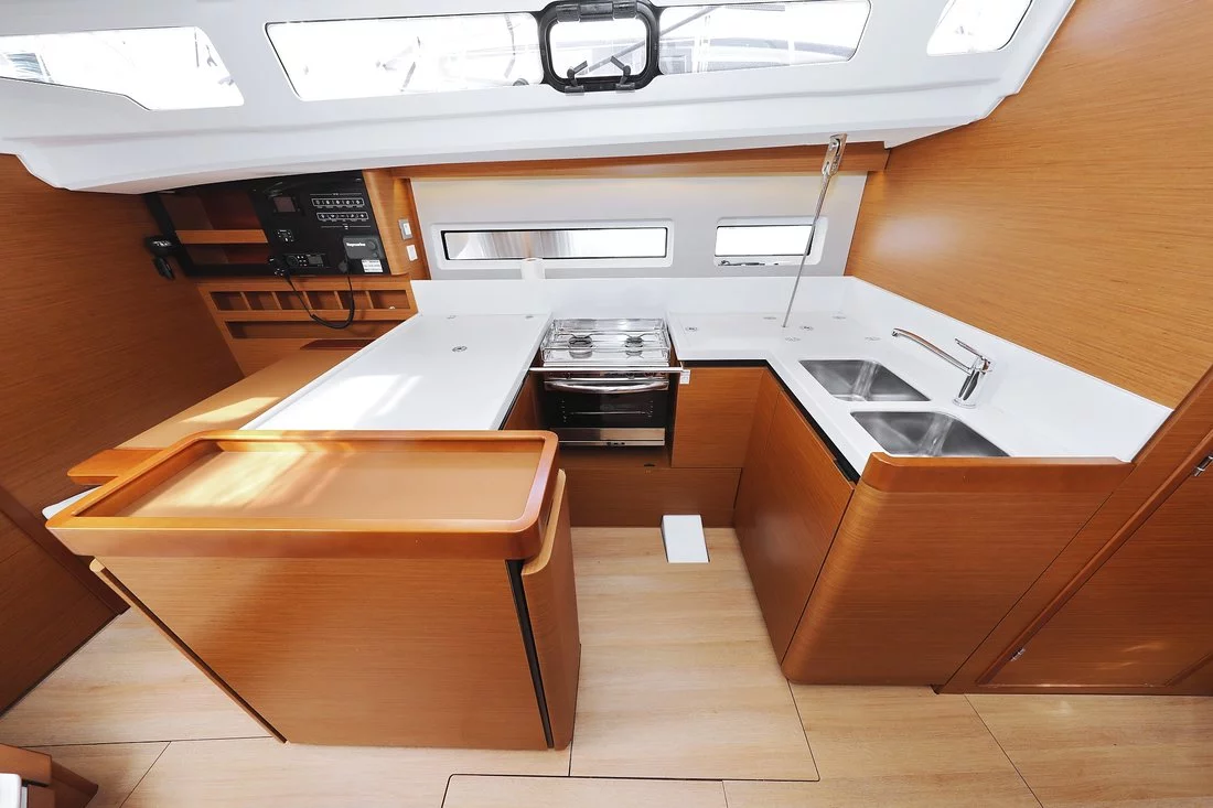Sun Odyssey 440 (Waka)  - 19