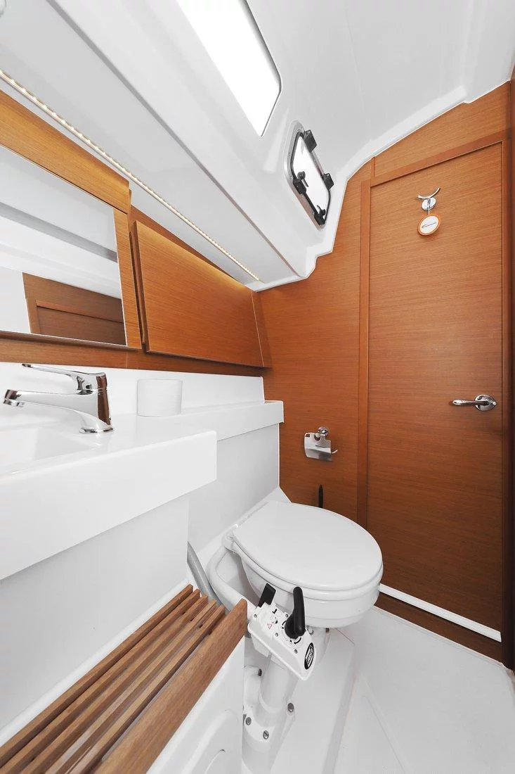 Sun Odyssey 440 (Waka)  - 33