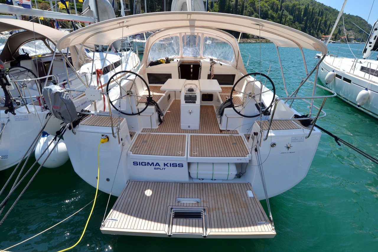 Photo #3 - Sun Odyssey 440 (Sigma Kiss) in Pula - 39910