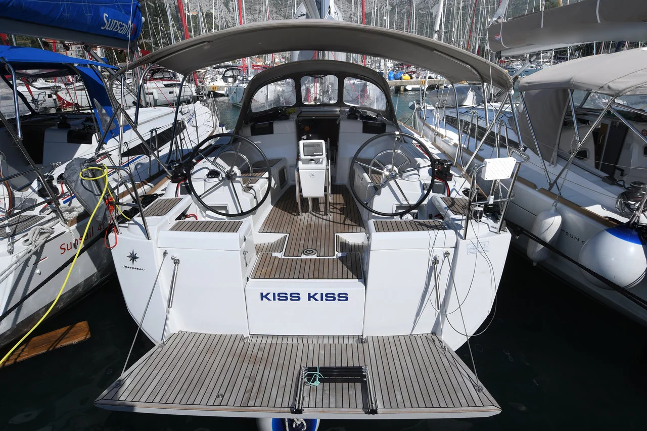 Sun Odyssey 419 - 3 cab. (Kiss Kiss)  - 0