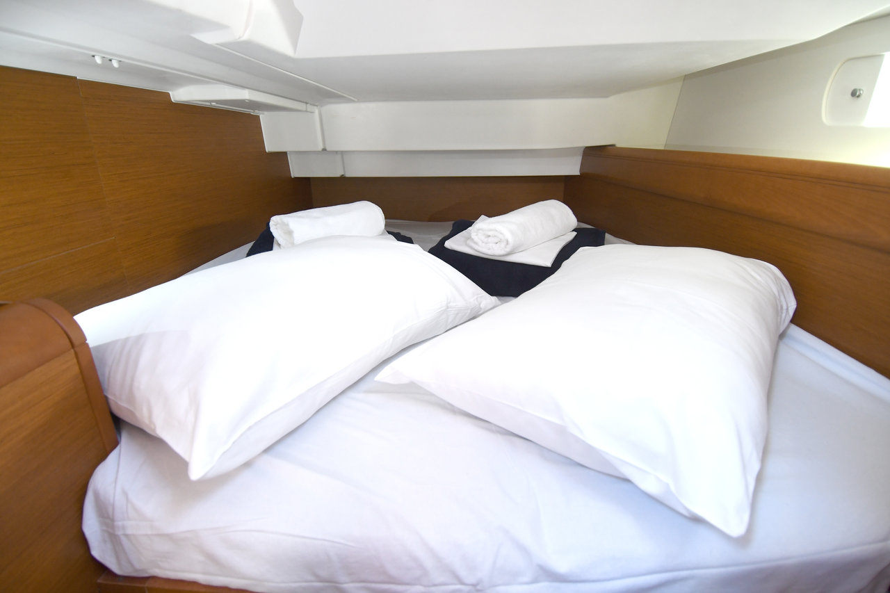 Photo #11 - Sun Odyssey 419 - 3 cab. (Kiss Kiss) en Dubrovnik - 39911
