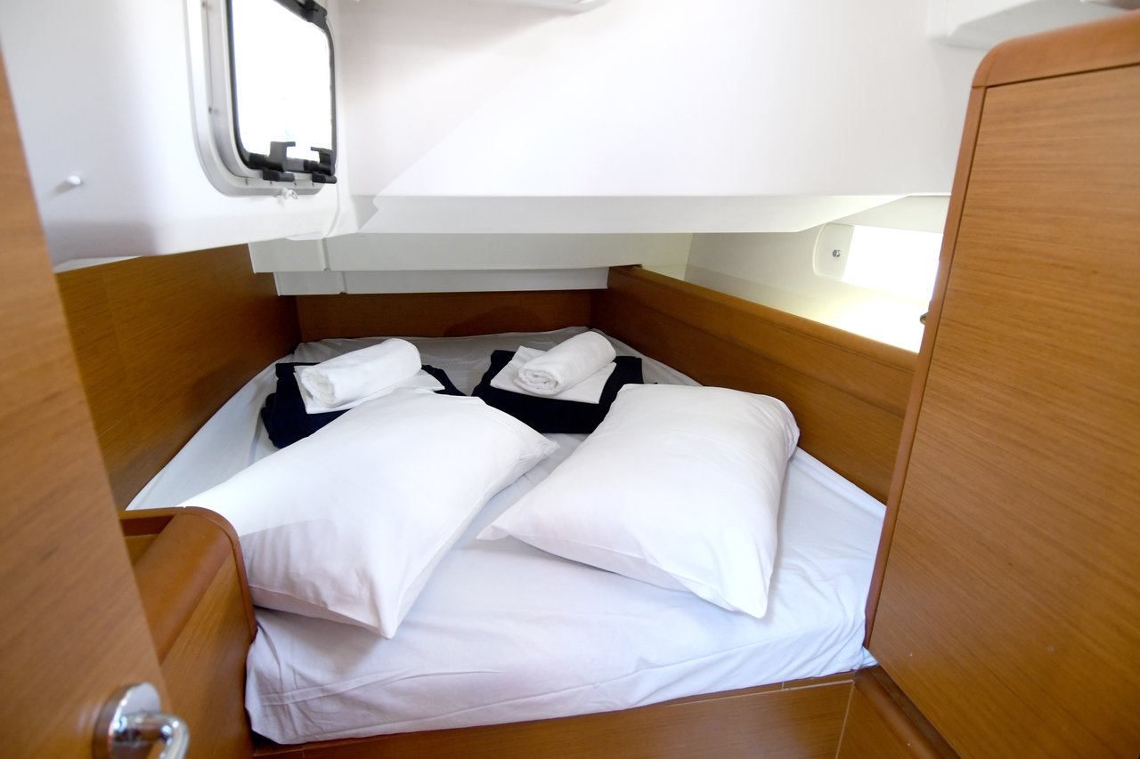 Photo #12 - Sun Odyssey 419 - 3 cab. (Kiss Kiss) en Dubrovnik - 39911