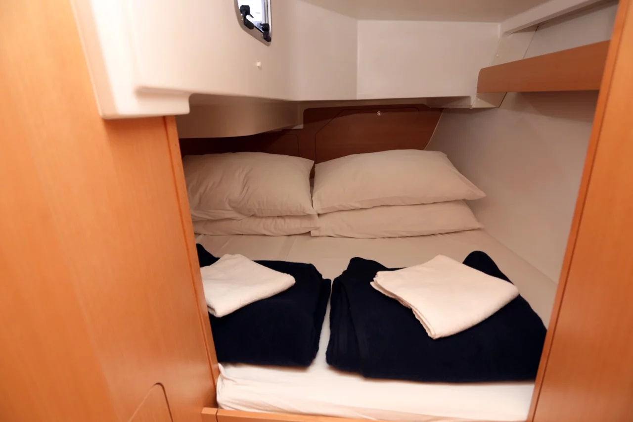 Sun Odyssey 319 (Spider Kiss)  - 6