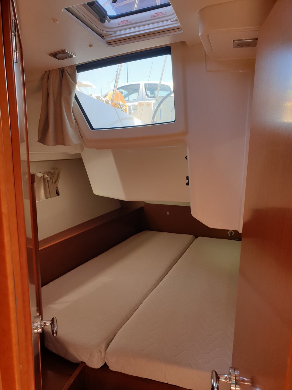 Photo #8 - Oceanis 41 (Ecstasea) in Athens - 39920