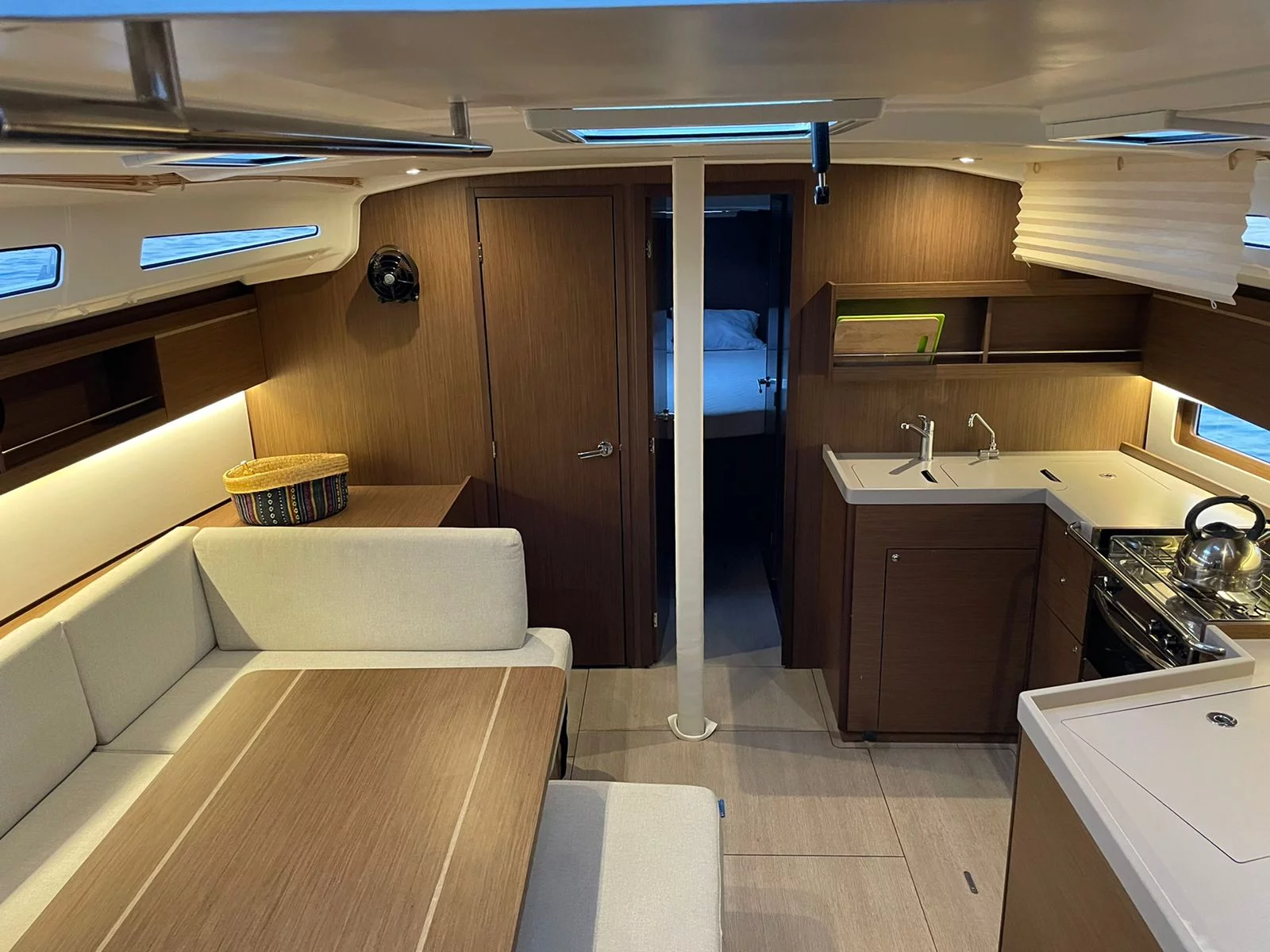Oceanis 40.1 (Aurora)  - 5