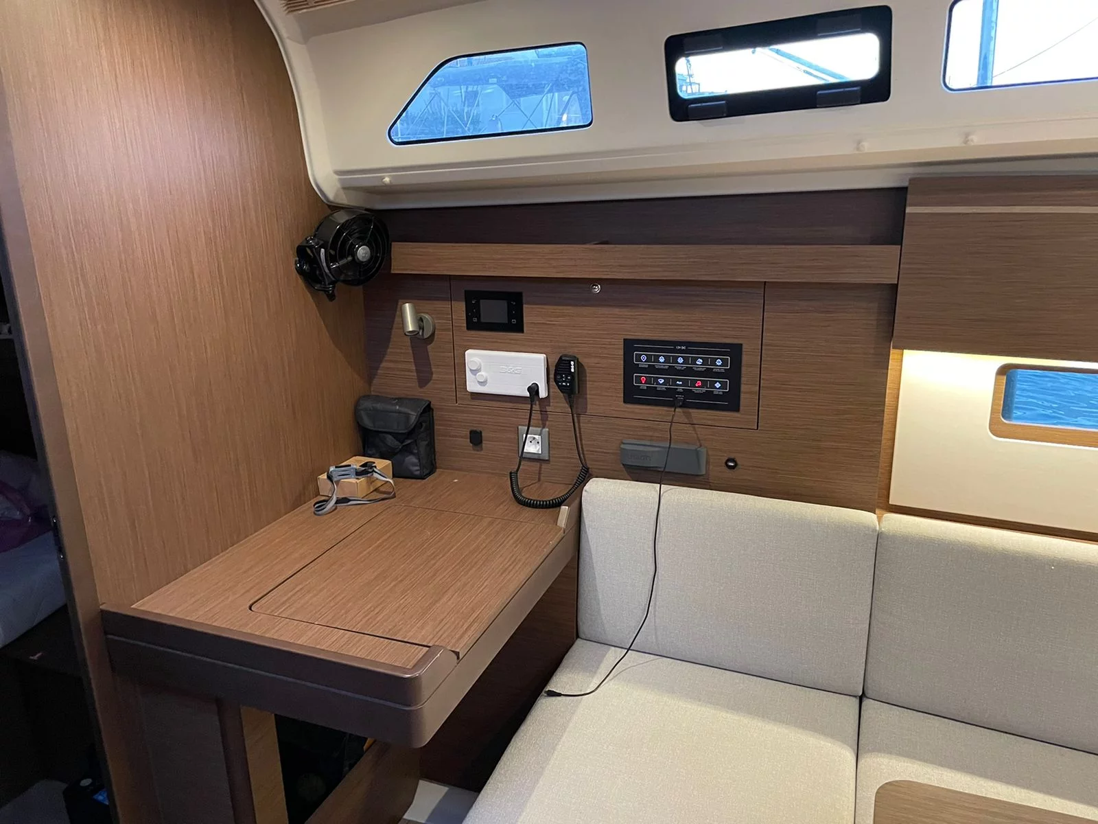 Oceanis 40.1 (Aurora)  - 6
