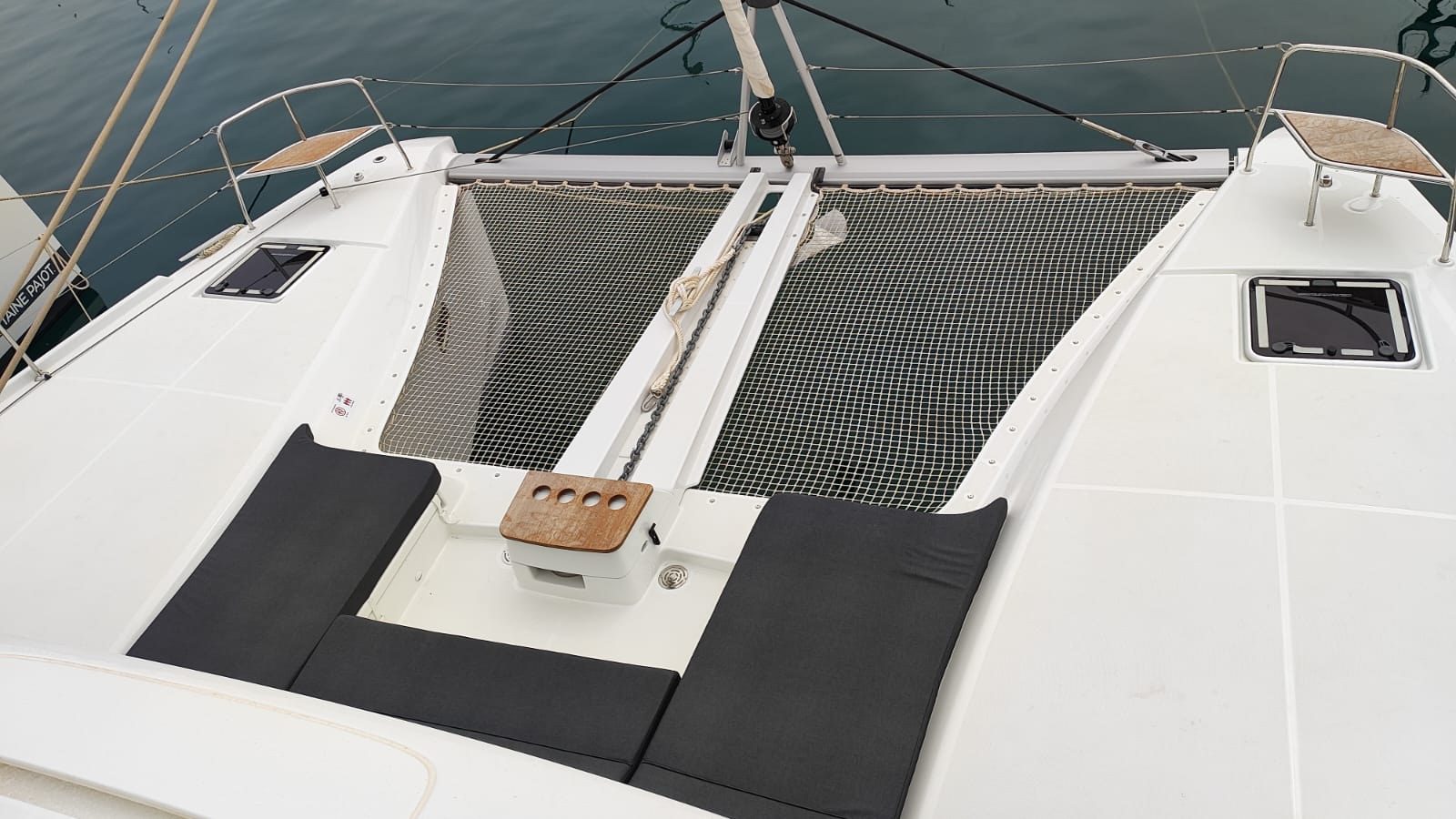 Lagoon 46 - 4 + 1 cab. — photo 8