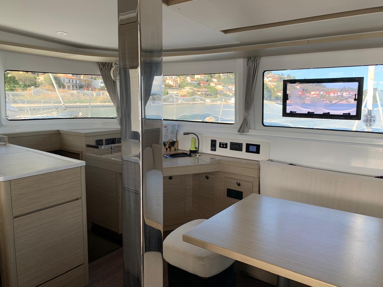 Lagoon 46 - 4 + 1 cab. — photo 3