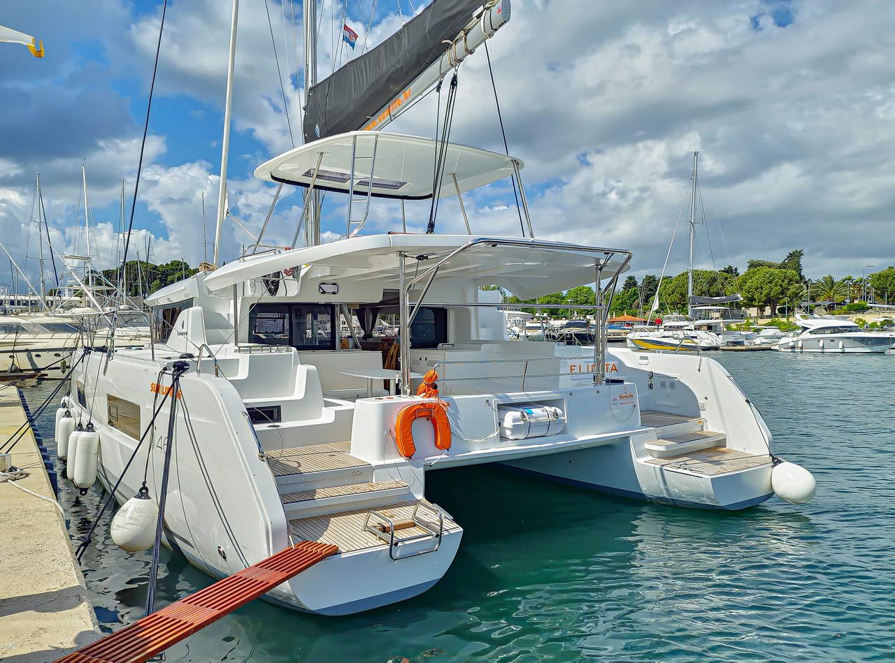 Photo #1 - Lagoon 46 - 4 + 2 cab. (Felicita) en Split - 39965