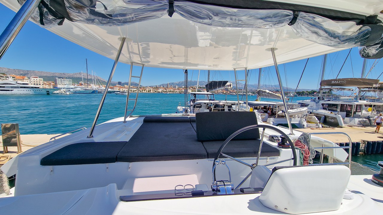 Photo #7 - Lagoon 46 - 4 + 2 cab. (Felicita) en Split - 39965