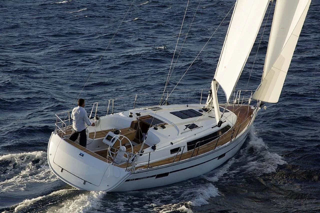 Bavaria Cruiser 37 - 3 cab. (Sayra)  - 7