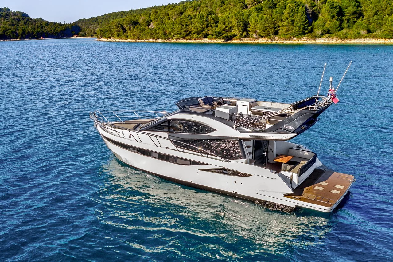 Galeon 420 Fly (Amber Blue)  - 0