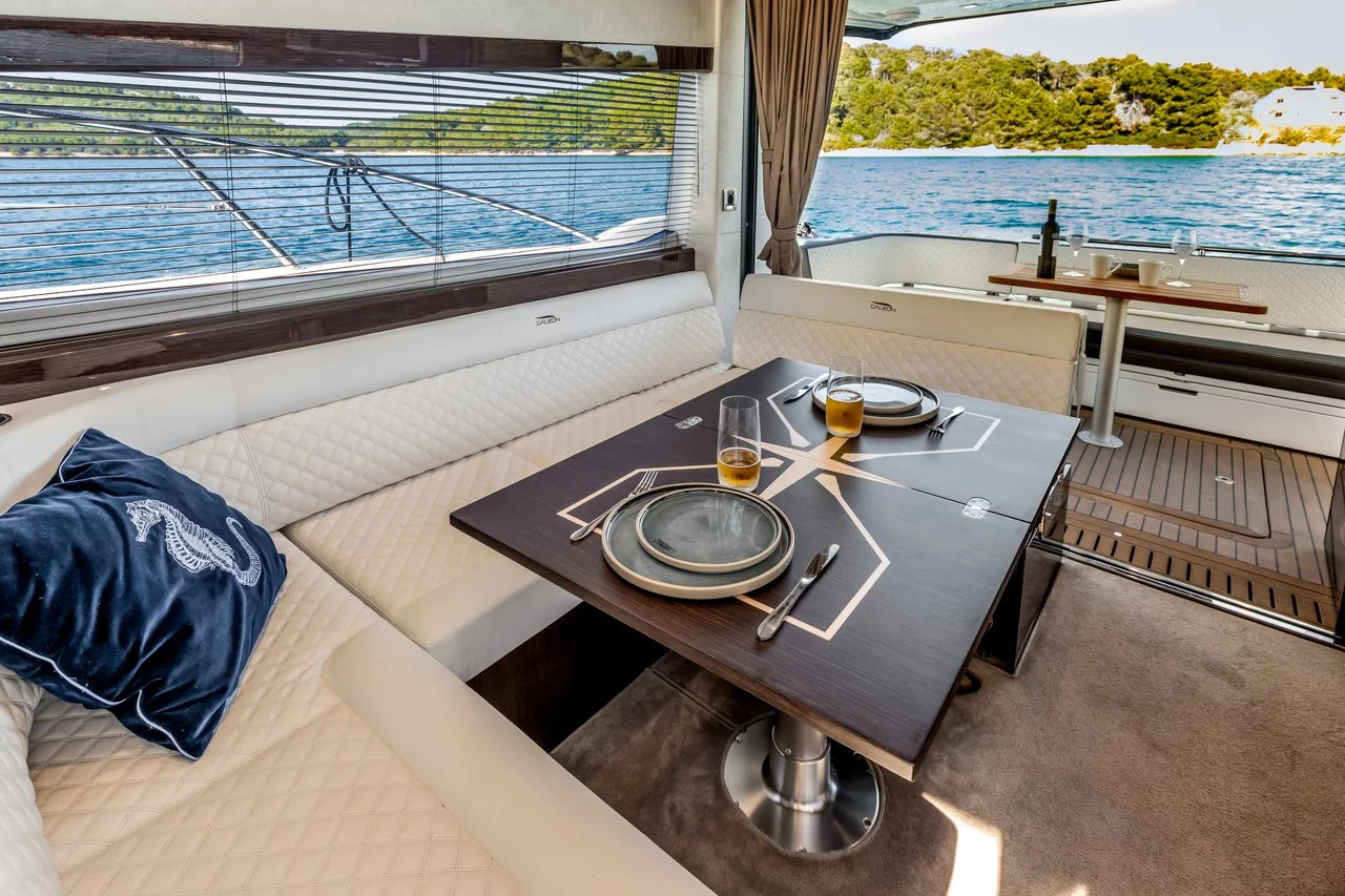 Galeon 420 Fly (Amber Blue)  - 18