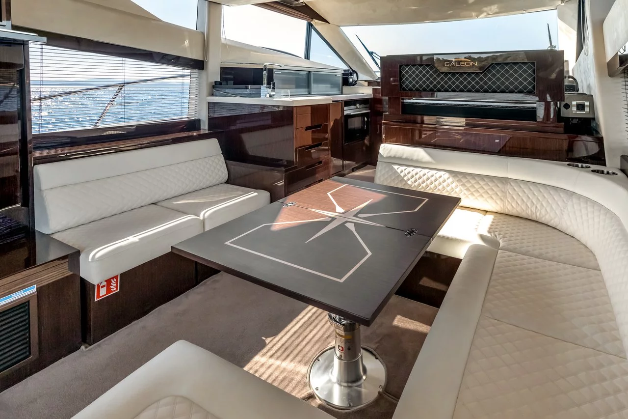 Galeon 420 Fly (Amber Blue)  - 20
