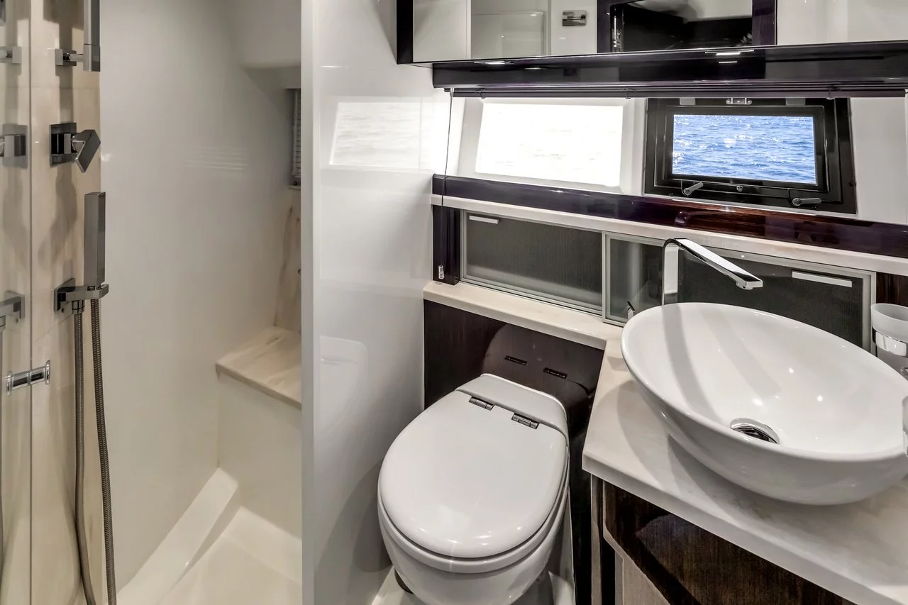 Galeon 420 Fly (Amber Blue)  - 26