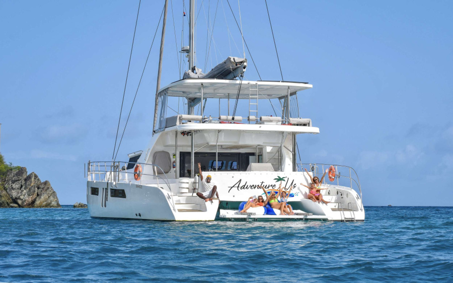 Photo #1 - Majestic 570 Fly - 5 cab. (Adventure Us) in St. Thomas - 40028