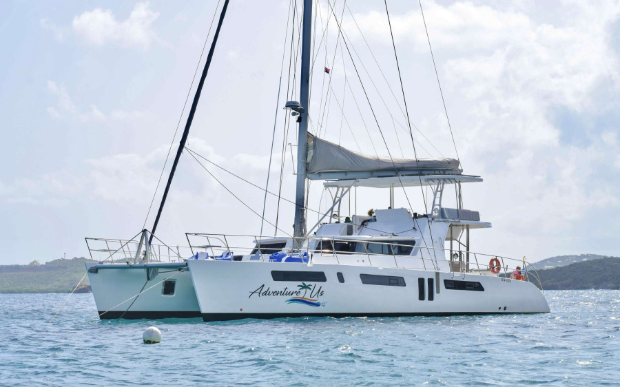Photo #4 - Majestic 570 Fly - 5 cab. (Adventure Us) in St. Thomas - 40028