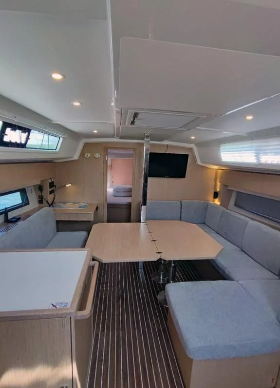Bavaria C42 (Gala)  - 11