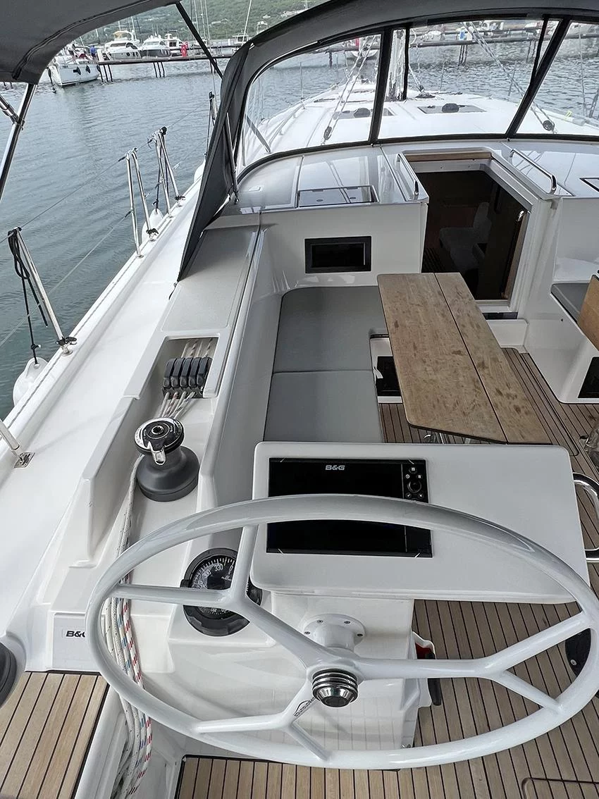 Bavaria C45 Style - 3 cab. (Sunny)  - 6