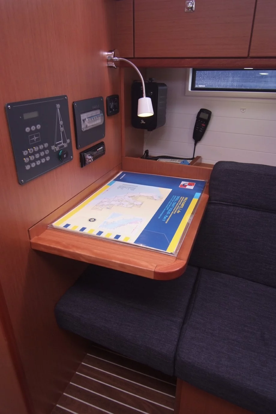 Bavaria Cruiser 37 - 3 cab. (Jugo)  - 14