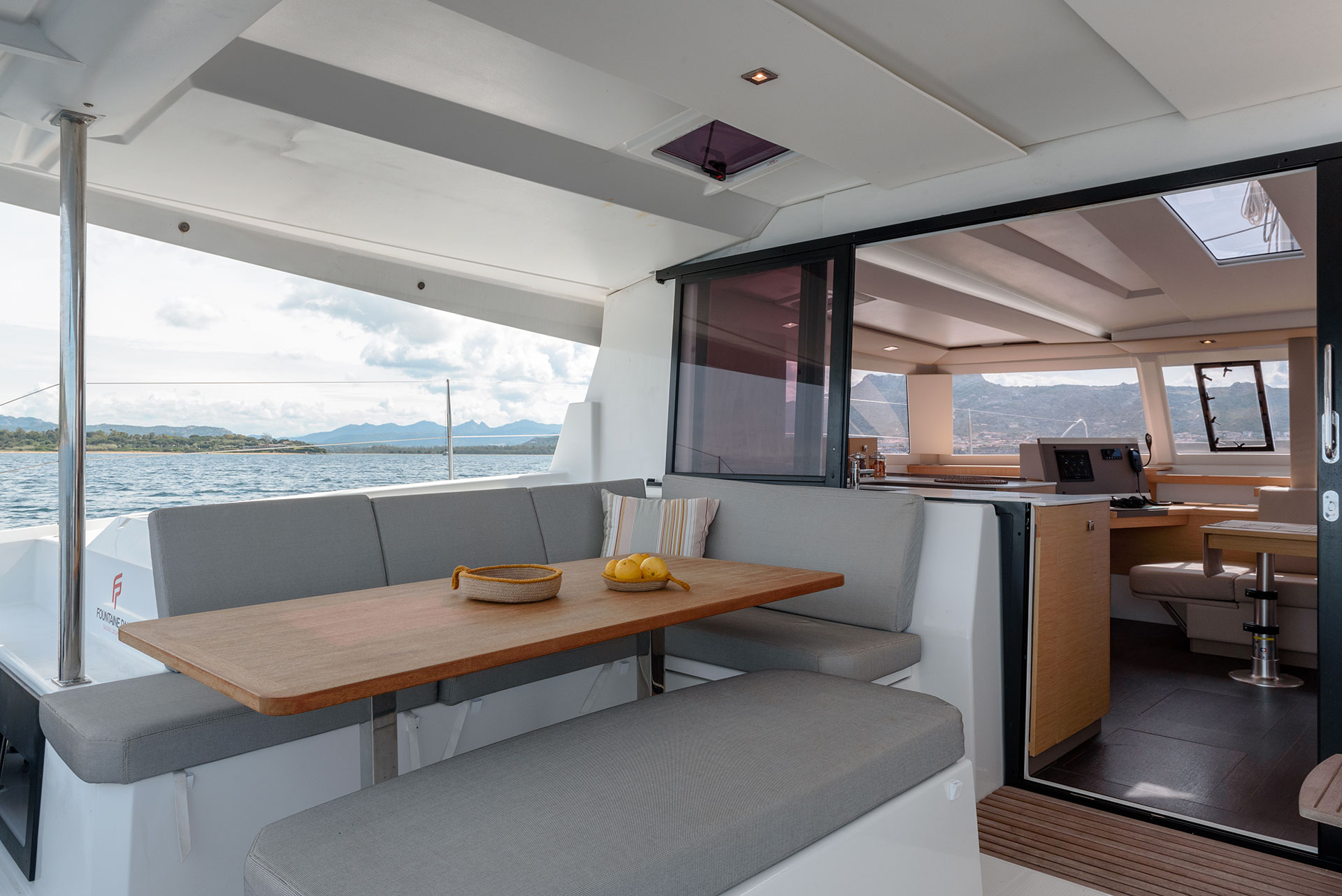 Photo #11 - Fountaine Pajot Astrea 42 - 4 + 1 cab. (Agitation) in Cannigione - 40159