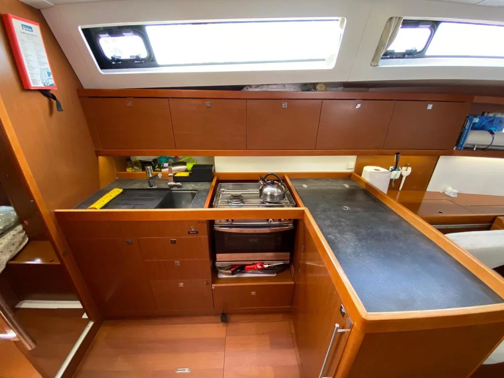 Oceanis 41 (Tina)  - 10