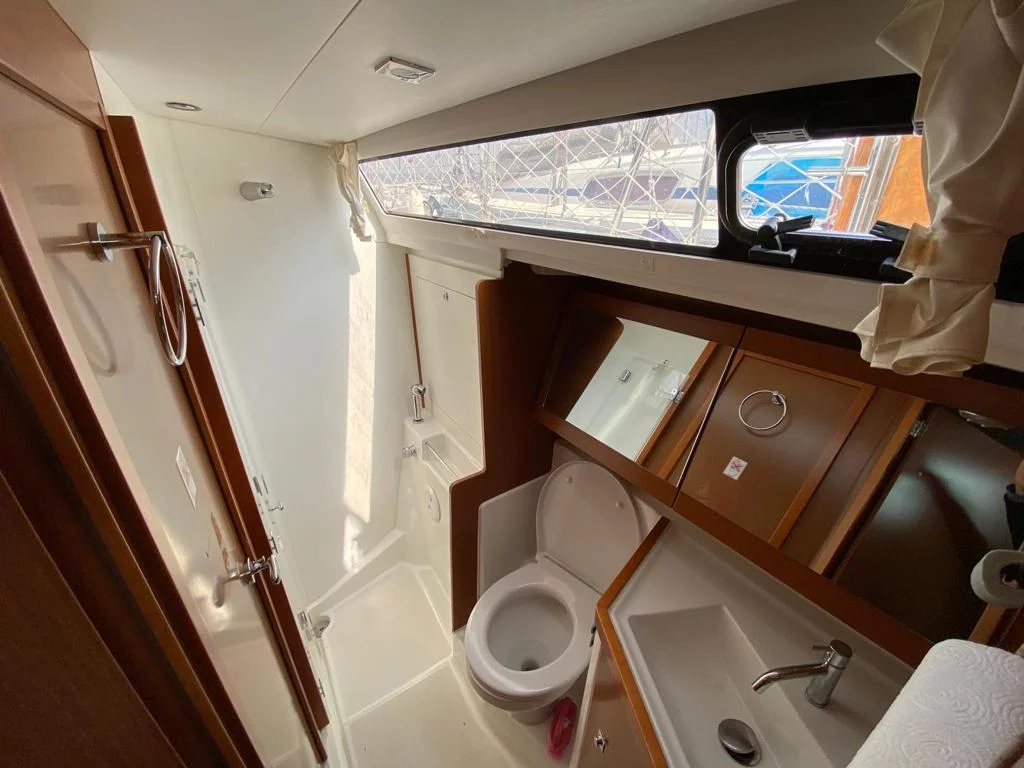 Oceanis 41 (Tina)  - 23