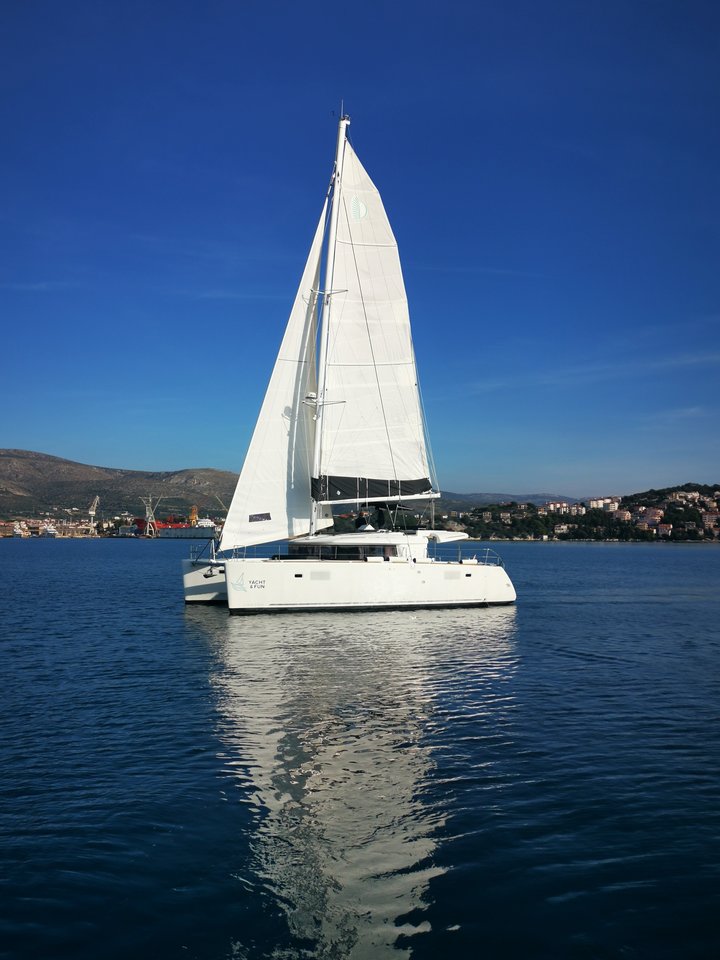 Photo #1 - Lagoon 450 F - 4 + 2 cab. (Miriam) en Primosten - 40212