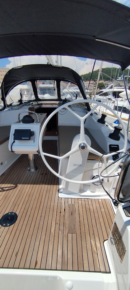 Photo #3 - Bavaria Cruiser 37 - 3 cab. (Mia) in Split - 40213