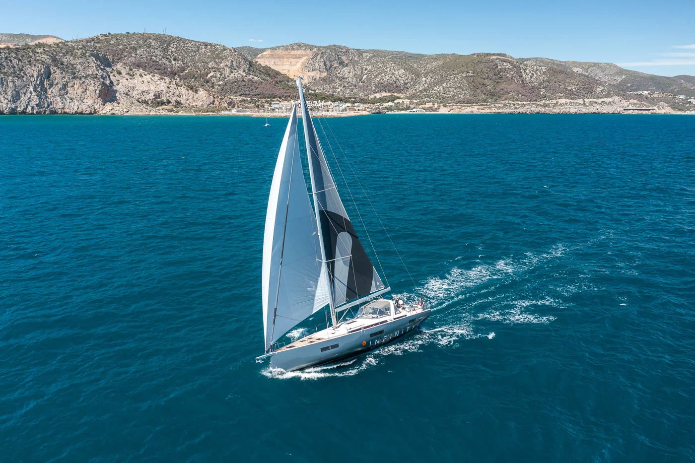 Oceanis 60 - 3 + 1 cab. (Infinity)  - 2
