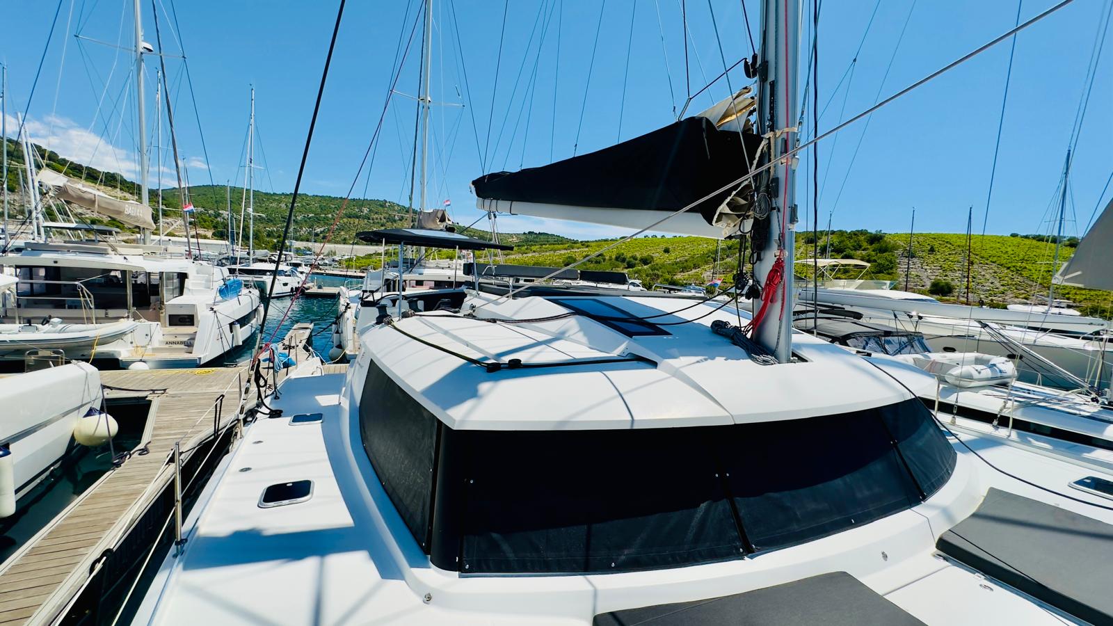 Fountaine Pajot Saba 50 - 4 + 2 cab. — photo 9