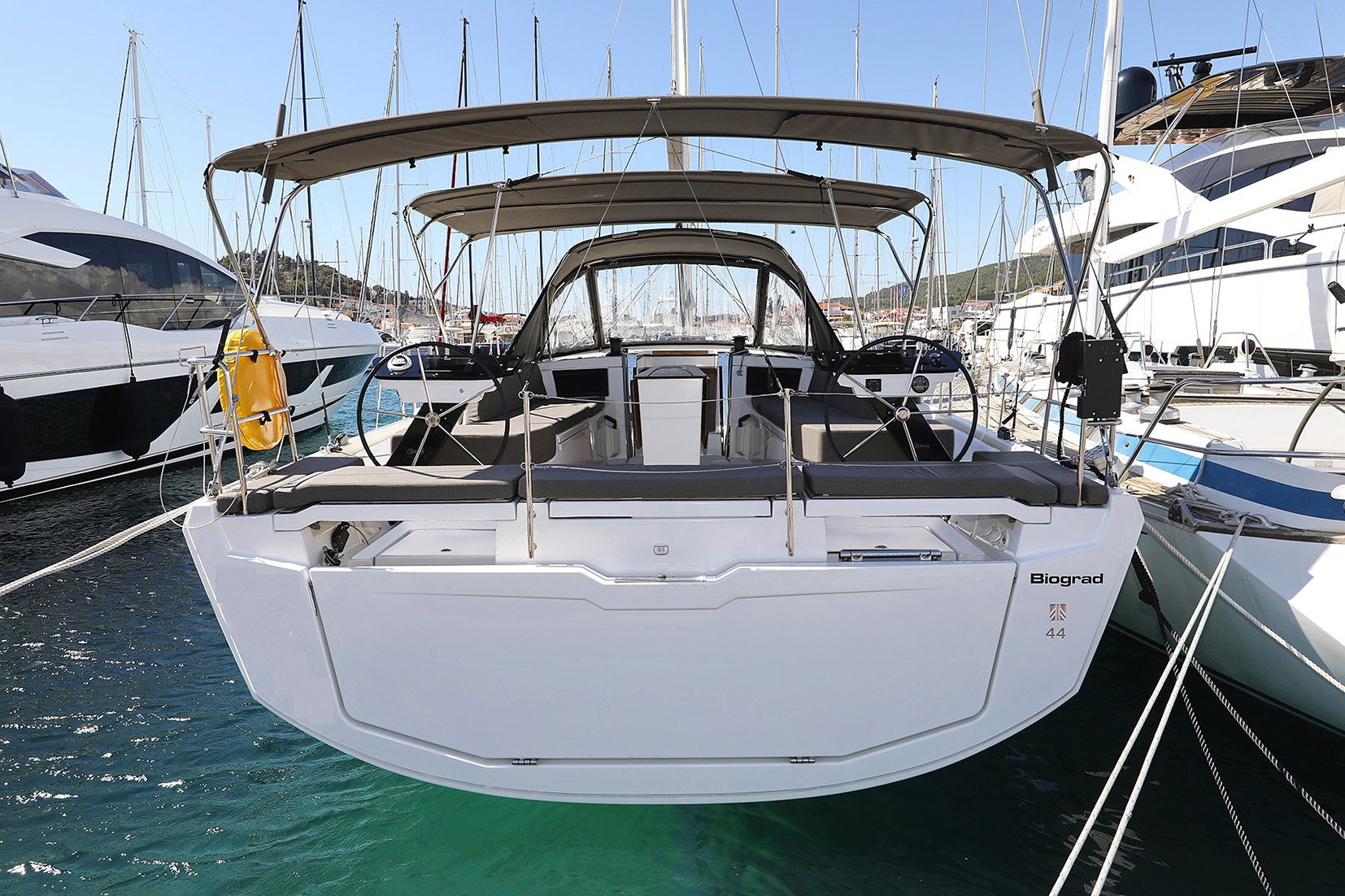 Photo #1 - Dufour 44 - 4 cab (Full Moon) en Biograd - 40266