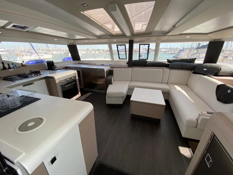 Fountaine Pajot Tanna 47 - 5 cab. (Analau)  - 10