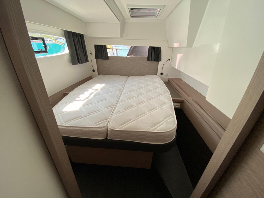 Photo #15 - Fountaine Pajot Tanna 47 - 5 cab. (Analau) in La Rochelle - 40282