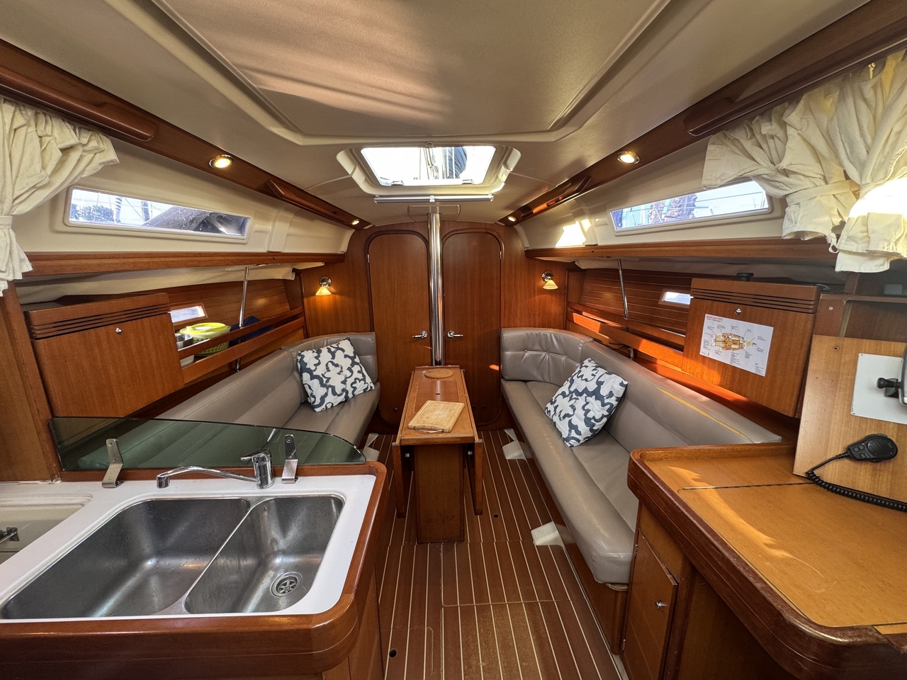 Dufour 34 - 3 cab. — photo 5