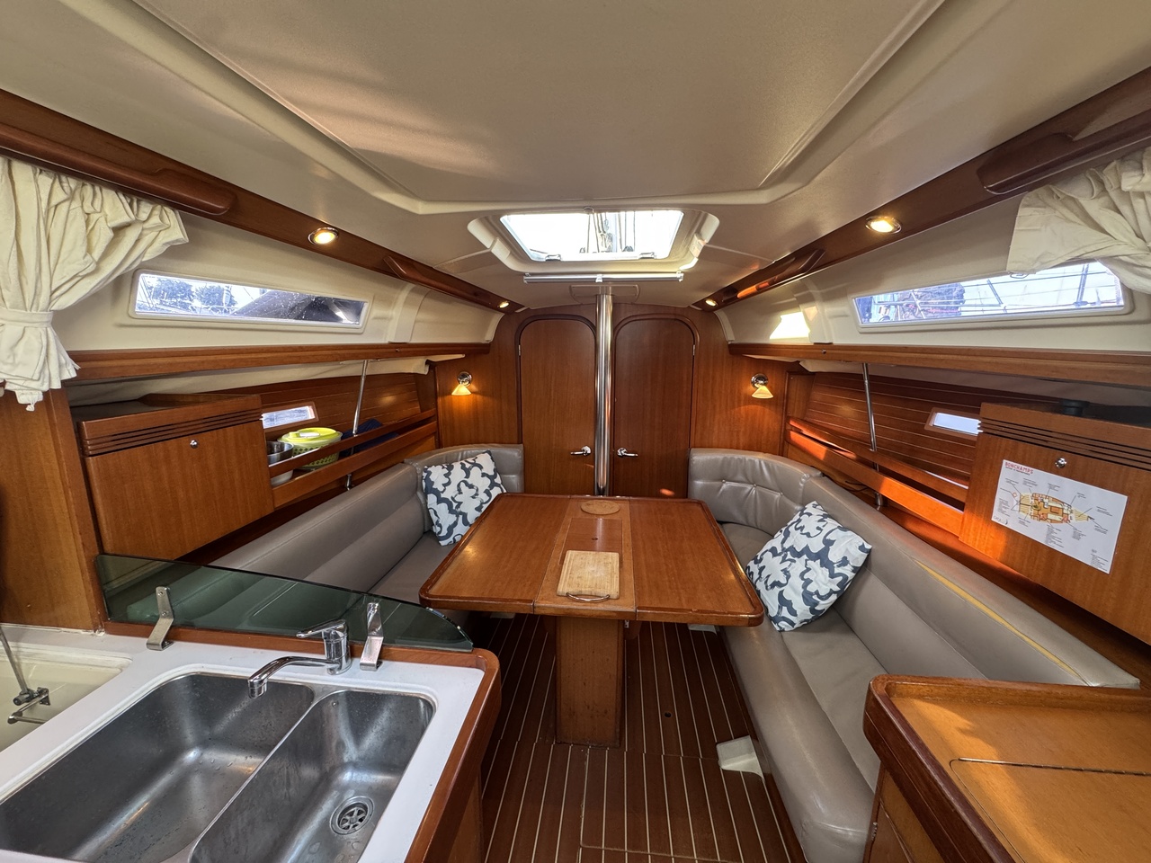 Dufour 34 - 3 cab. — photo 7