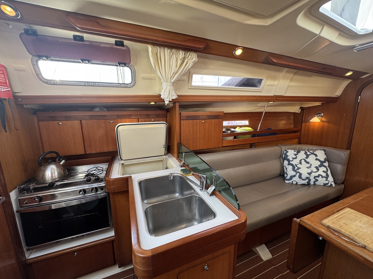 Dufour 34 - 3 cab. — photo 8