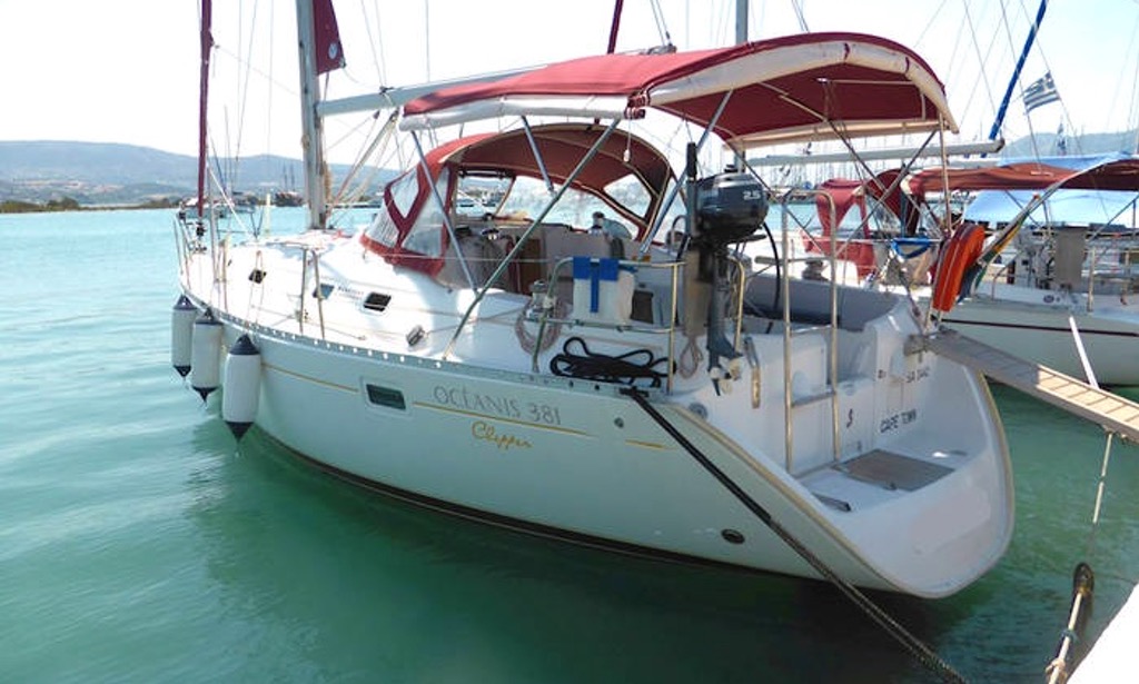 Photo #3 - Oceanis Clipper 381 (Albatross) in Athen - 40317
