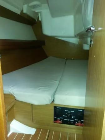 Sun Odyssey 36i (Katrina)  - 18
