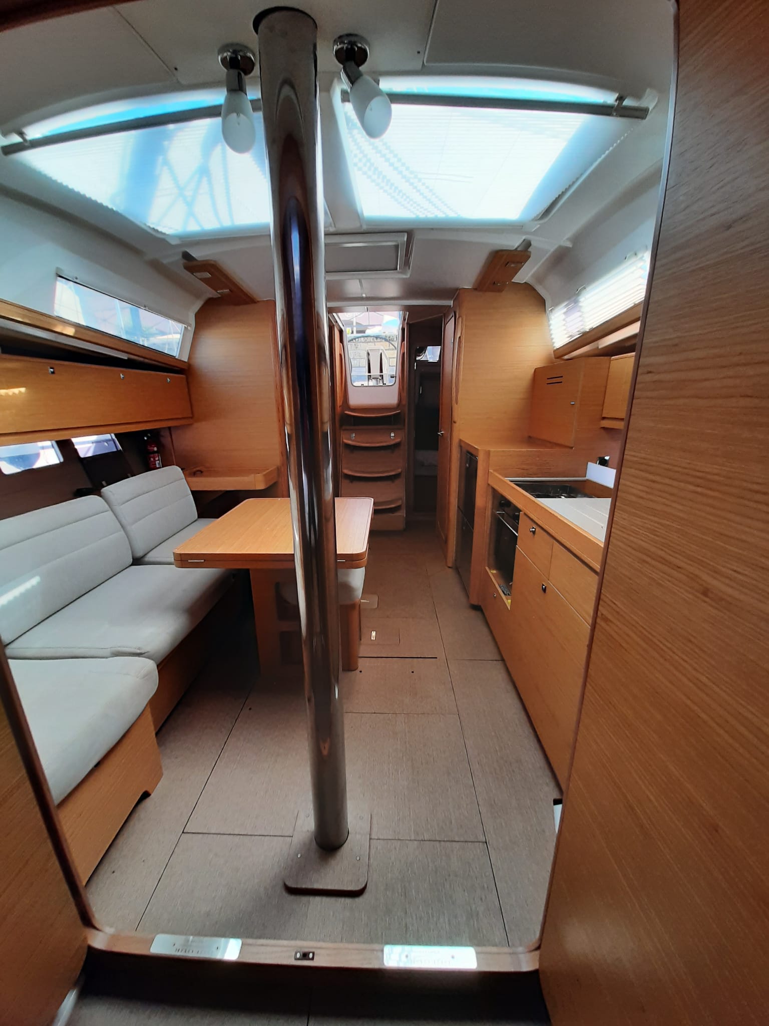 Photo #4 - Dufour 382 GL (Notus) en Portorosa - 40411