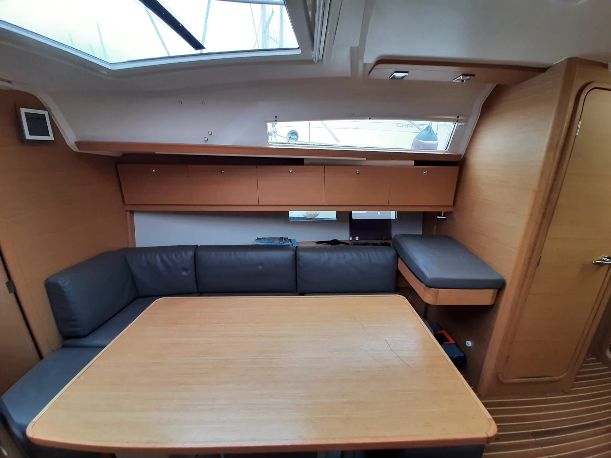Dufour 382 GL (Shira)  - 7